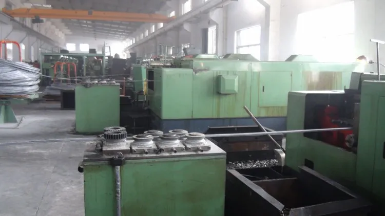 M8X50 Yellow Colour Brass Coating Hexagon Bolt and Nut