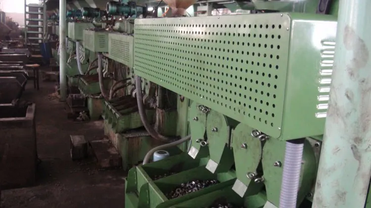 M8X50 Yellow Colour Brass Coating Hexagon Bolt and Nut